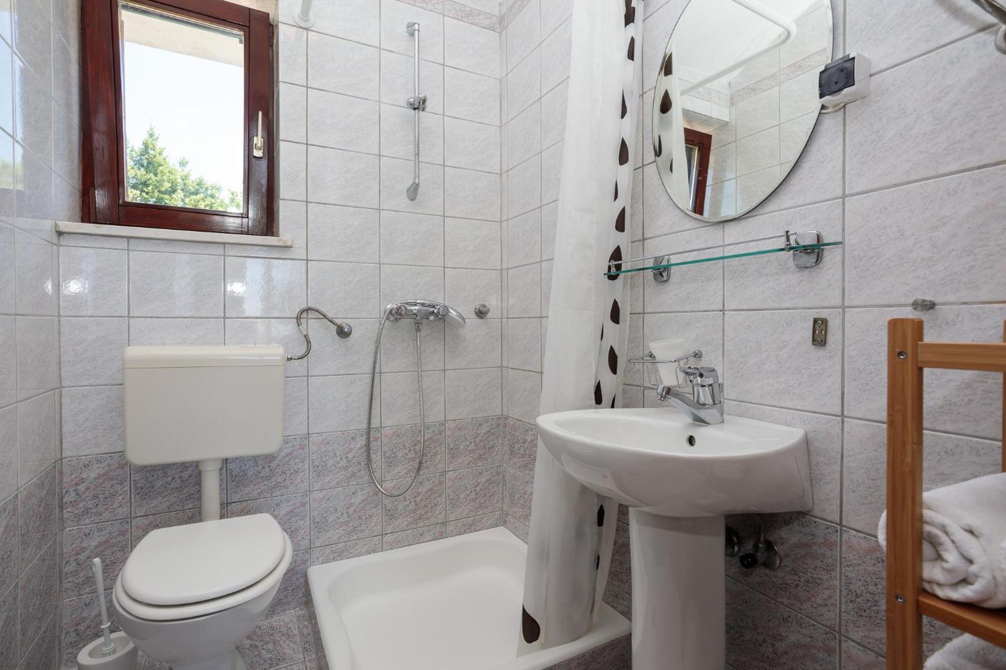 Apartments Delfin Krk Town Quarto foto